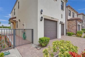 4875 NW 55th Pl, Tamarac, FL 33319 - MLS#F10542943