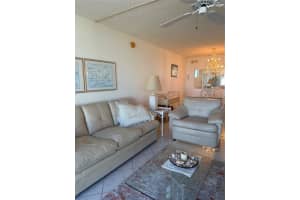 101 Briny Avenue, Pompano Beach, FL 33062 - MLS#F10542993