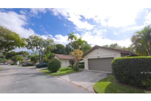 5616 Hammock Ln 114, Lauderhill, FL 33319 - MLS#F10543054