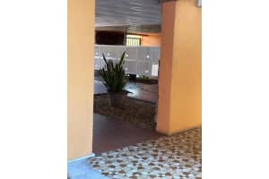 365 NE 125th St 302, North Miami, FL 33161 - MLS#F10543073