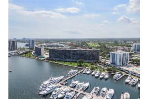 136 Lakeshore Dr T10, North Palm Beach, FL 33408 - MLS#F10543077