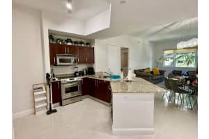 19900 Country Club Drive, Miami, FL 33180 - MLS#F10543108