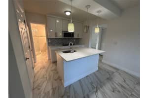 912 NE 15th Ave 3, Fort Lauderdale, FL 33304 - MLS#F10543130