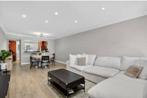 55 SE 14th St 211, Boca Raton, FL 33432 - MLS#F10543141