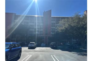 2206 S Cypress Bend Dr 305, Pompano Beach, FL 33069 - MLS#F10543152