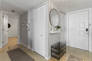 111 Lake Emerald Drive 106, Oakland Park, FL 33309 - MLS#F10543176