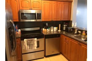 7060 177th Street, Hialeah, FL 33015 - MLS#F10543187