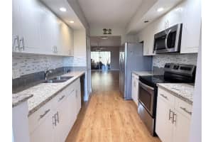 550 137th Avenue, Pembroke Pines, FL 33027 - MLS#F10543205