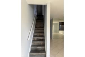 320 E Palm Cir E 320, Pembroke Pines, FL 33025 - MLS#F10543237