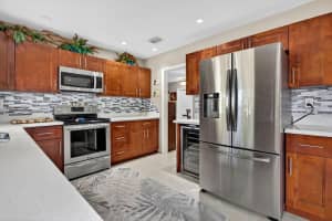 301 8th Court, Pompano Beach, FL 33060 - MLS#F10543295