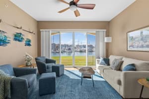 9 Harbour Isle Drive, Fort Pierce, FL 34949 - MLS#F10543313