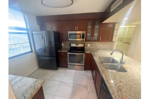 1522 Whitehall Drive, Davie, FL 33324 - MLS#F10543335