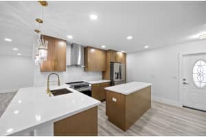 5710 NE 2nd Ter, Fort Lauderdale, FL 33334 - MLS#F10543340