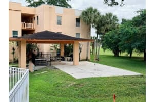 8390 LAGOS DE CAMPO BL 305, Tamarac, FL 33321 - MLS#F10543369