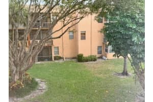 8390 LAGOS DE CAMPO BL 305, Tamarac, FL 33321 - MLS#F10543369