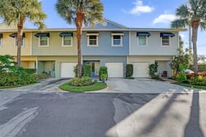 1743 NE 4th Ave, Fort Lauderdale, FL 33305 - MLS#F10543417