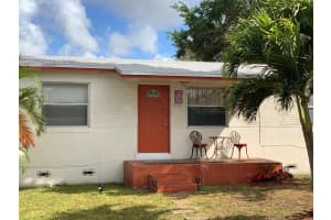 7553 Farragut Street, Hollywood, FL 33024 Sold 01/23/26