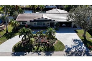 2160 NE 44th Ct, Lighthouse Point, FL 33064 - MLS#F10543497