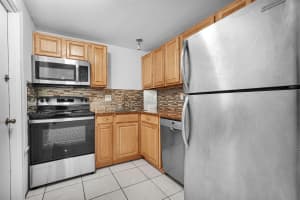 9 NE 19TH CT 111C, Wilton Manors, FL 33305 - MLS#F10543507