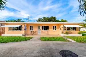 2581 11th Court, Pompano Beach, FL 33062 - MLS#F10543573