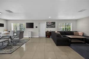 348 40th Court, Oakland Park, FL 33309 - MLS#F10543638