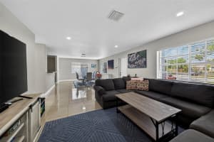 348 40th Court, Oakland Park, FL 33309 - MLS#F10543638