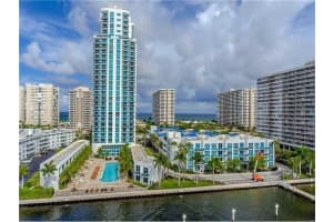 1945 Ocean Drive, Hallandale Beach, FL 33009 - MLS#F10543697