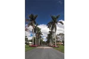 3800 Oaks Clubhouse Drive, Pompano Beach, FL 33069 - MLS#F10543725