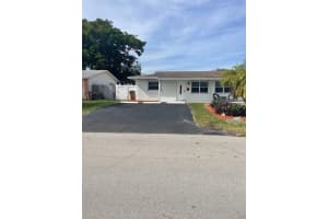 1421 4th Avenue, Deerfield Beach, FL 33441 - MLS#F10543764