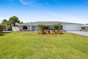 1709 Rio Vista Drive, Fort Pierce, FL 34949 - MLS#F10543898