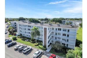 MLS# F10543911, Deerfield Beach, Florida 33442