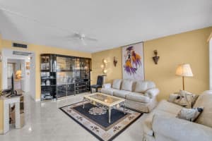 4037 Swansea B 4037, Deerfield Beach, FL 33442, Deerfield Beach, FL 33442 - MLS#F10543911