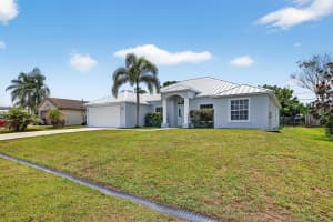 538 Nadell Avenue, Port Saint Lucie, FL 34953 - MLS#F10543921
