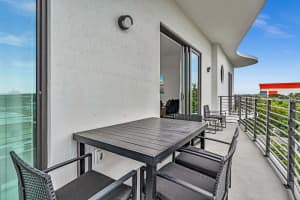 2100 Miami Road, Fort Lauderdale, FL 33316 - MLS#F10543925