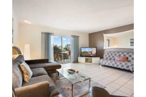 4770 21st Street, Lauderhill, FL 33313 - MLS#F10544025