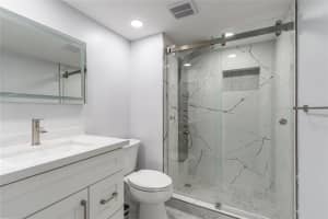 9523 Hollybrook Lake Drive, Pembroke Pines, FL 33025 - MLS#F10544043