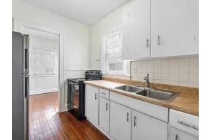 206 S 15th Avenue 2, Hollywood, Fl 33020 Hollywood, FL 33020 - Off Market