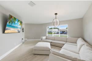 8340 27th Place, Davie, FL 33328 - MLS#F10544171