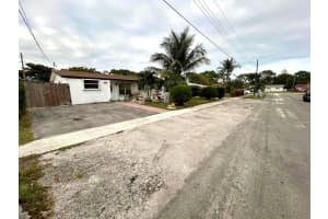 2441 13th Street, Pompano Beach, FL 33069 - MLS#F10544175