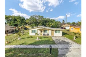 2711 24th Court, Fort Lauderdale, FL 33311 - MLS#F10544218