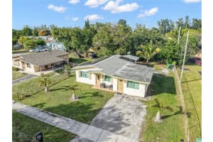 2711 24th Court, Fort Lauderdale, FL 33311 - MLS#F10544218