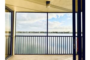 105 Lake Emerald Drive, Oakland Park, FL 33309 - MLS#F10544223