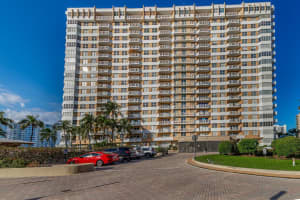 1985 Ocean Drive, Hallandale Beach, FL 33009 - MLS#F10544377