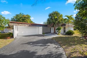 6104 White Oak Lane, Tamarac, Fl 33319, Tamarac