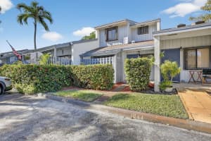 1642 15th Terrace, Hollywood, FL 33020 - MLS#F10544723