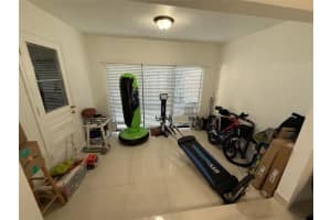 MLS# F10544733, Hollywood, Florida 33021