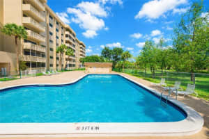 800 195th Street, Miami, FL 33179 - MLS#F10544746