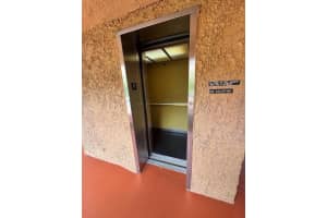 8901 New River Canal Road, Fort Lauderdale, FL 33324 - MLS#F10544763