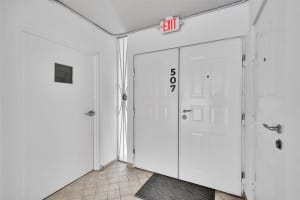 121 Golden Isles Drive, Hallandale Beach, FL 33009 - MLS#F10544808