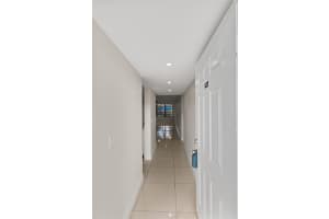 1719 Whitehall Drive, Davie, FL 33324 - MLS#F10544854